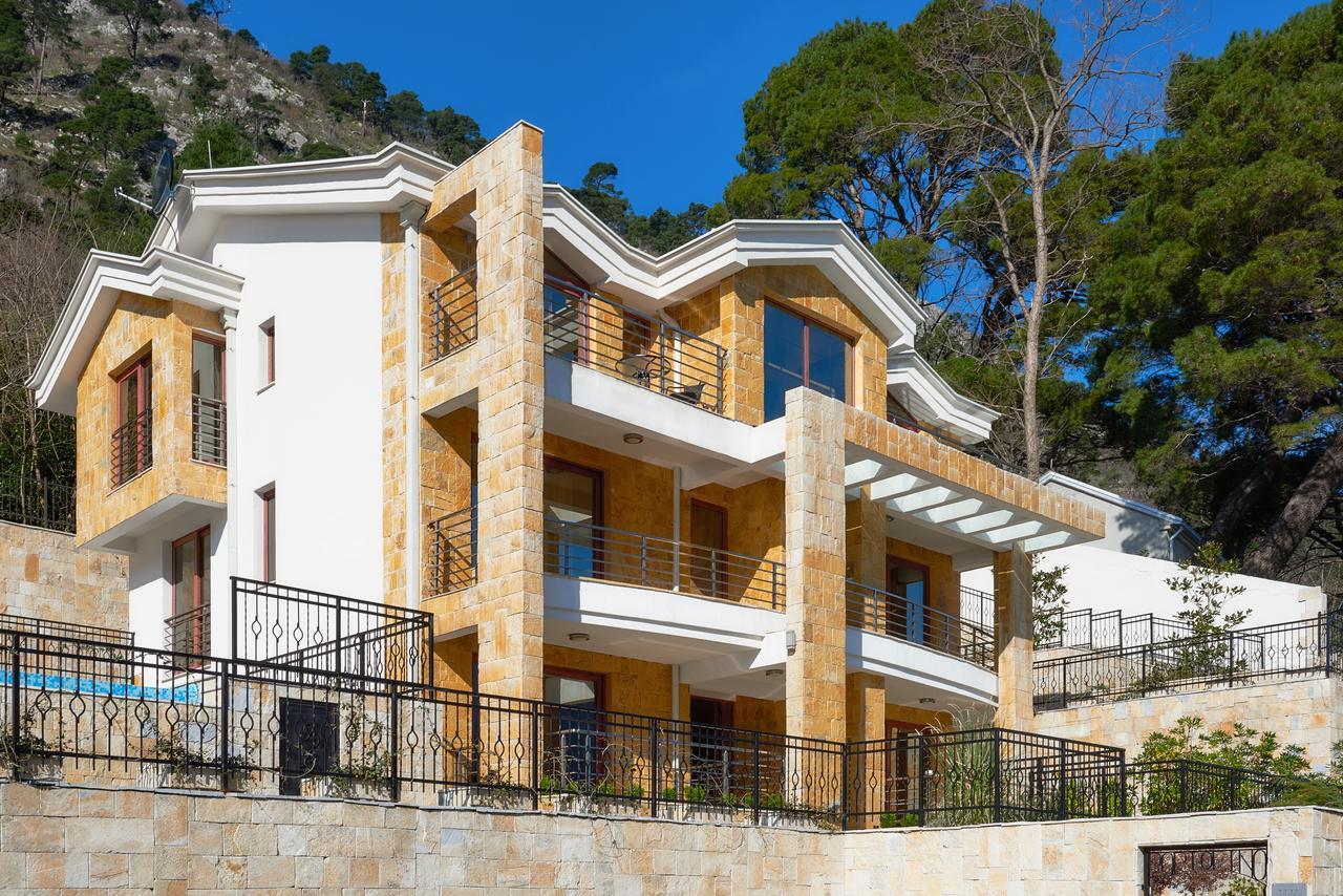 Apartments Residence Portofino Kotor Exterior foto